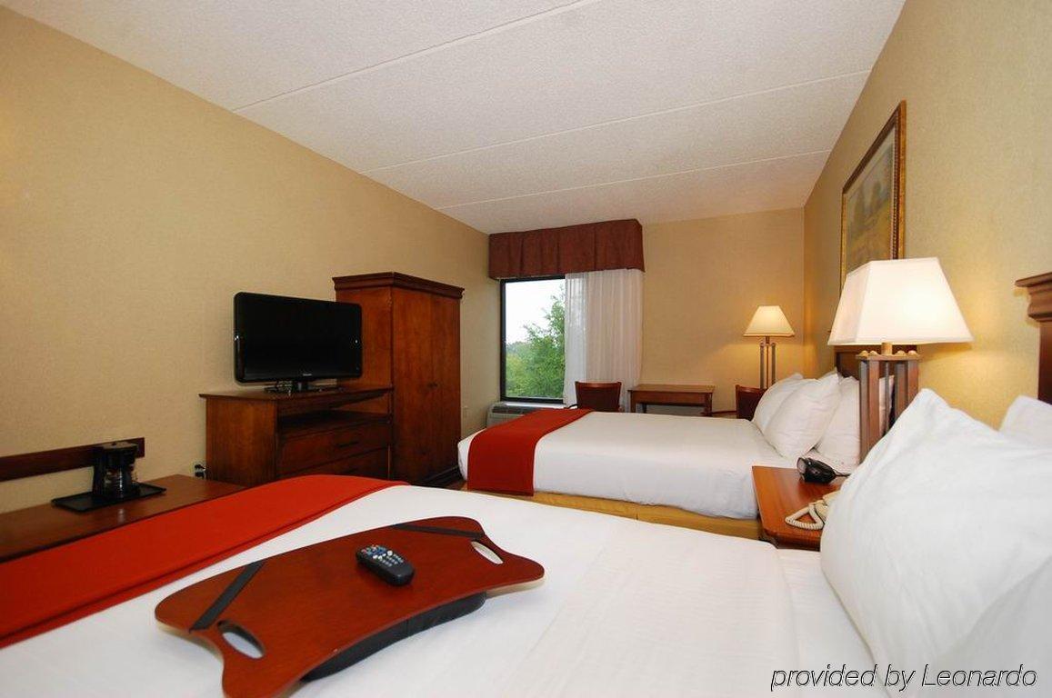 Holiday Inn Express Forsyth By Ihg Quarto foto